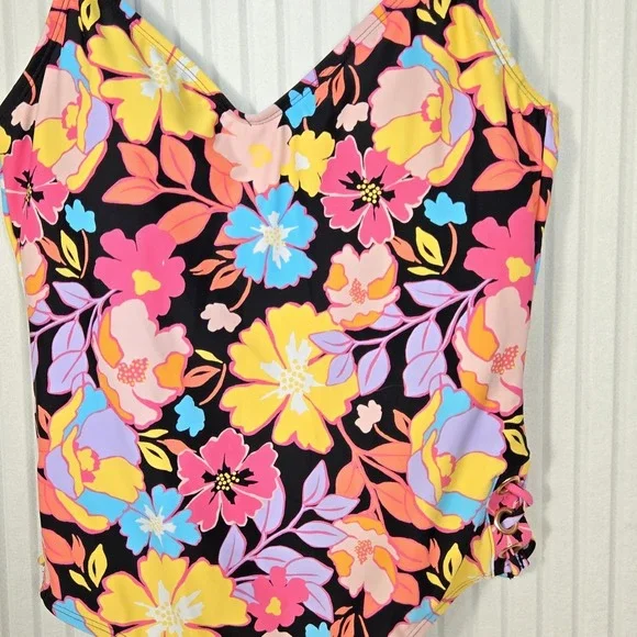 SO Multicolor‎ Floral One Piece Swimsuit XL - Picture 2 of 6